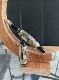 Fait en coquillages de la bée du mont Saint Michel