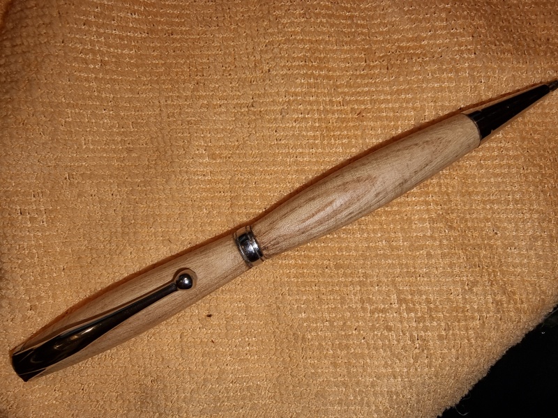 Coucou, voici les derniers... Ma collection augmente peu a peu... Ma livraison arrive bientôt car je n'ai plus de monture ;)