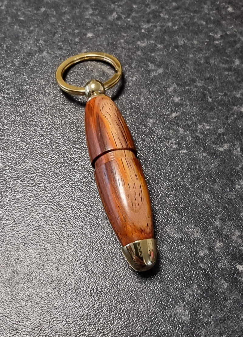 Gold plated keychain with Cocobolo wood