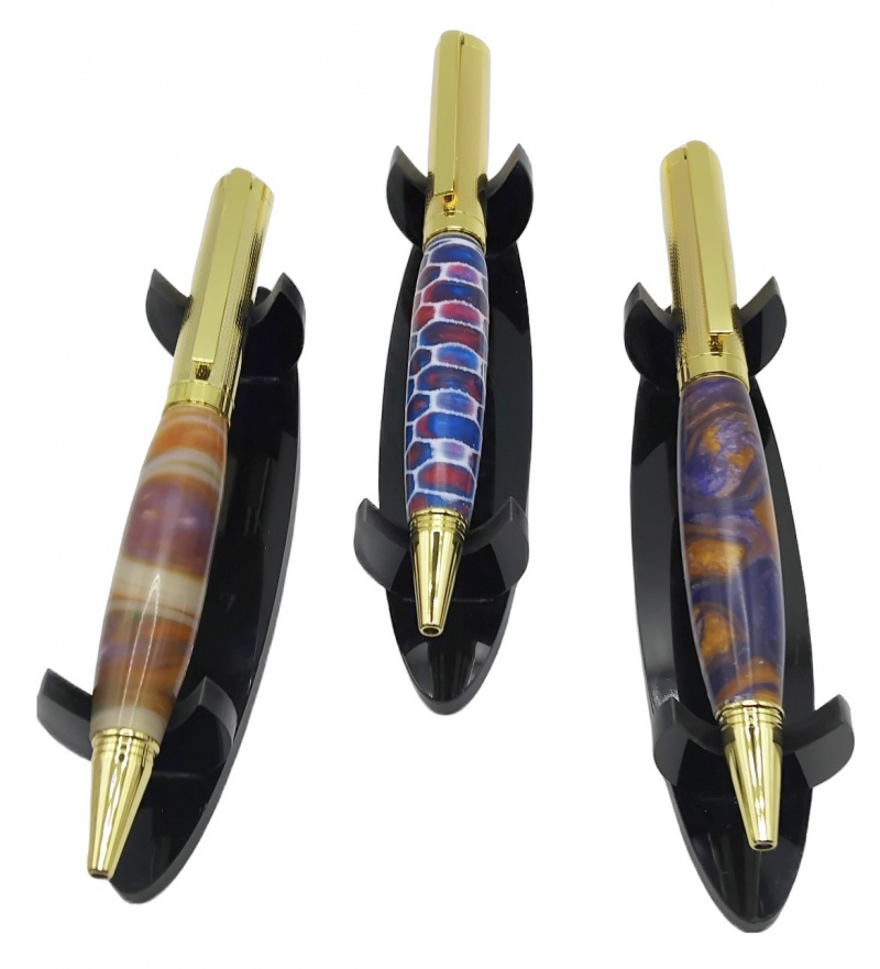 Great quality pen kits 100% recommend will be buying these again soon “Twist action with Parker type refills”