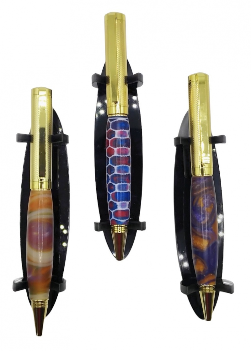 Great quality pen kits 100% recommend will be buying these again soon “Twist action with Parker type refills”