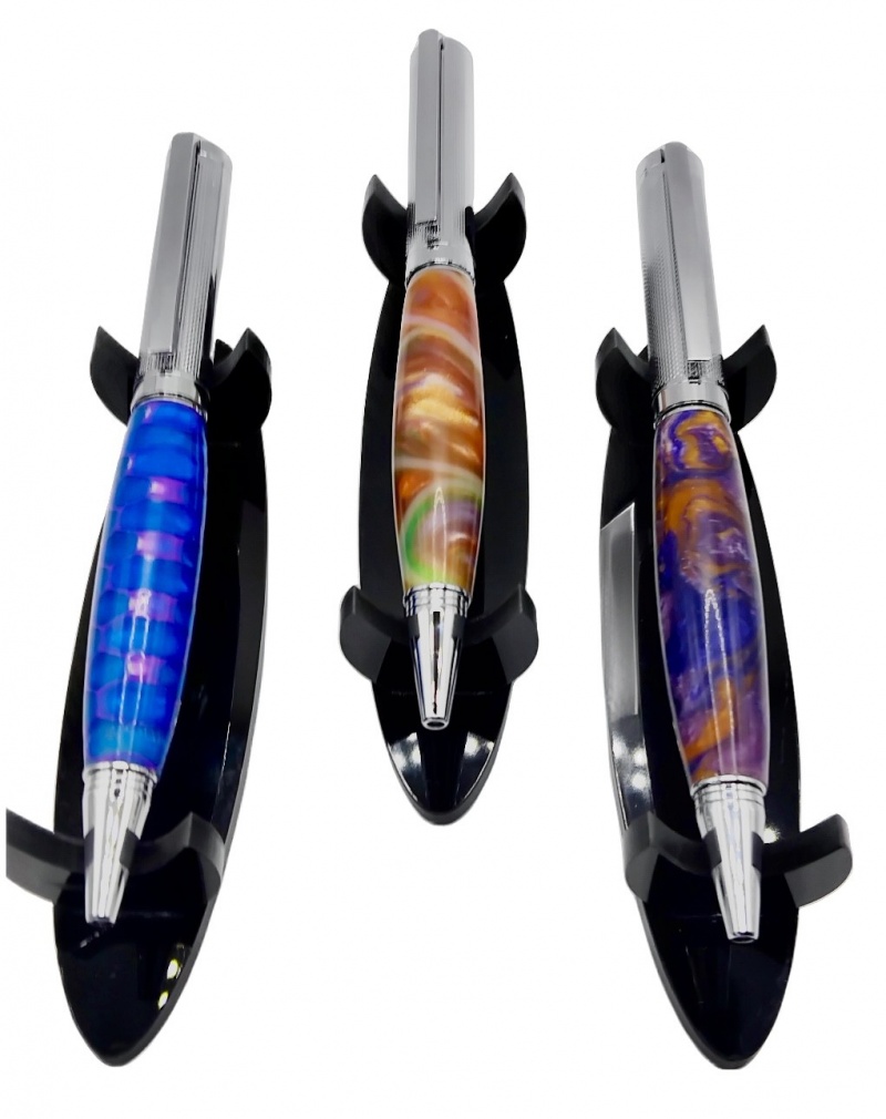 Great quality pen kits 100% recommend will be buying these again soon “Twist action with Parker type refills”